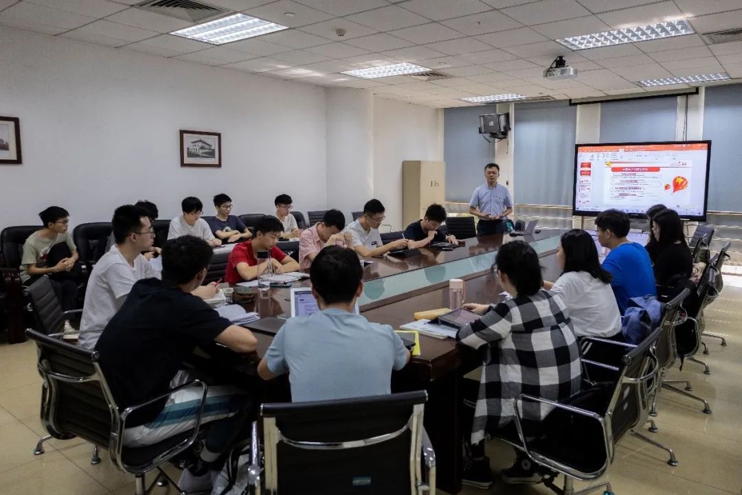 304am永利开讲“思政第一课”：学党史，强信念