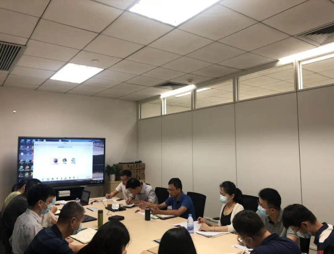 304am永利召开全体教职工会议